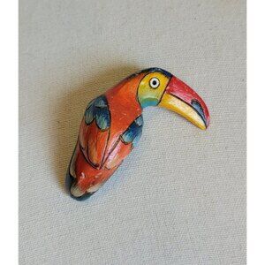 Colorful Faux Wooden Hand Carved Painted Toucan Bird Pin Brooch BR1